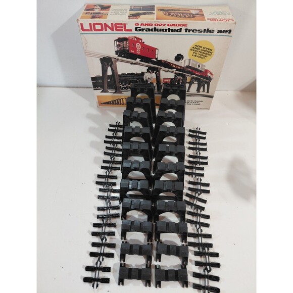 Lionel 6-2110 O/27 Train Gauge Model Railroad Black Graduated Trestle Set w/Box - Picture 1 of 16
